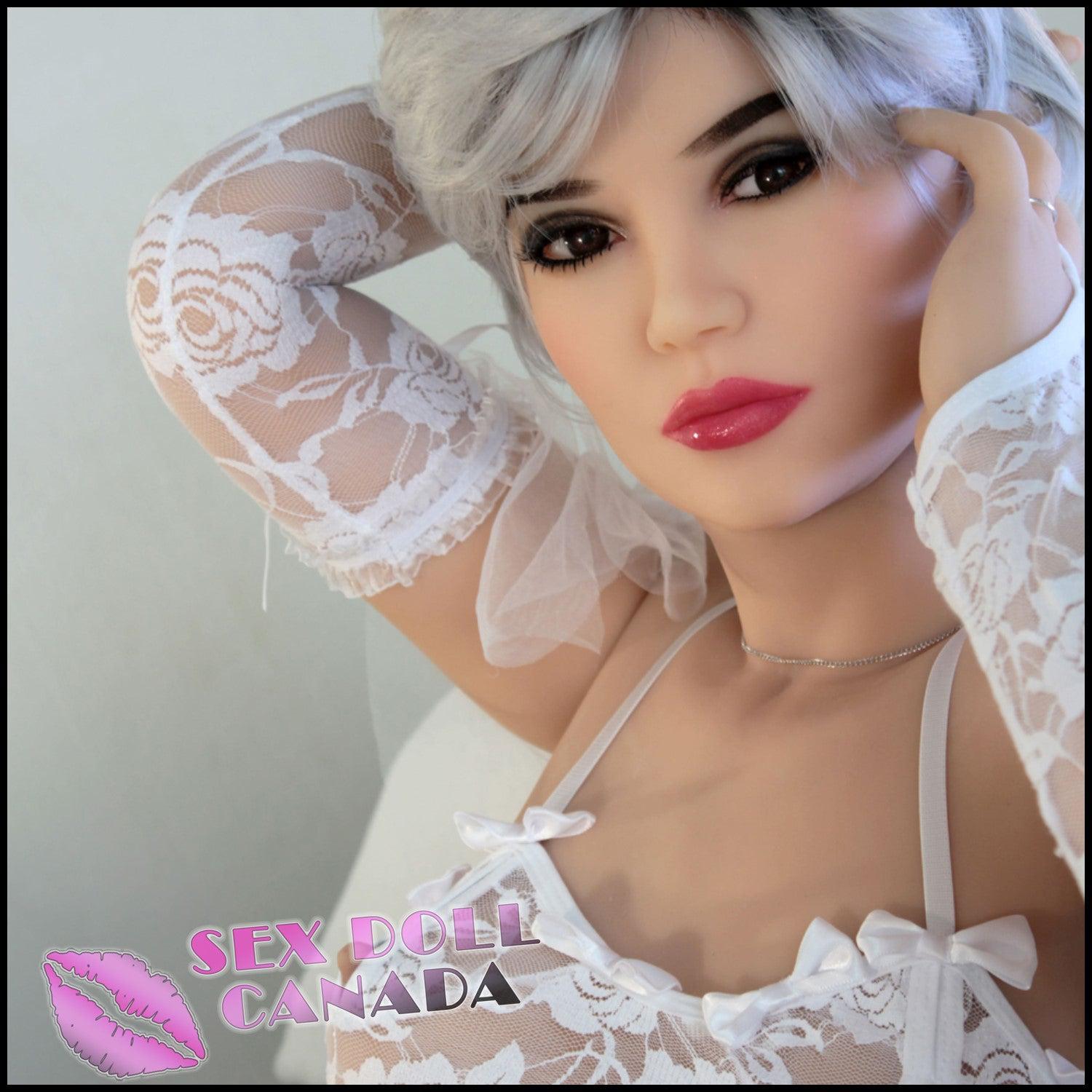 HR Doll Realistic Sex Doll MILF Mature Old Small Tits Boobs Fit Athletic