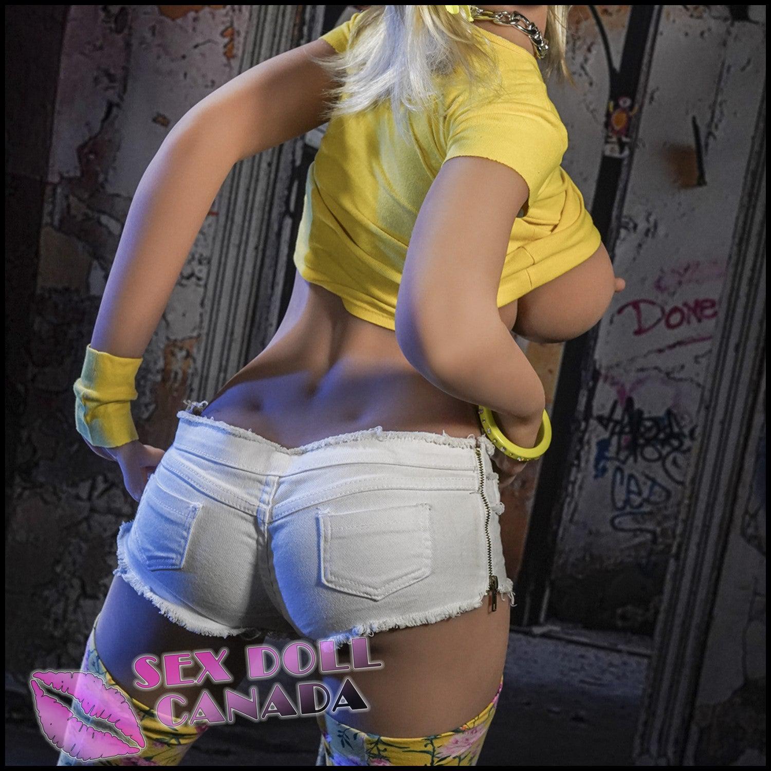 HR Doll Realistic Sex Doll Blonde Hair Tall Long Legs MILF Mature Old