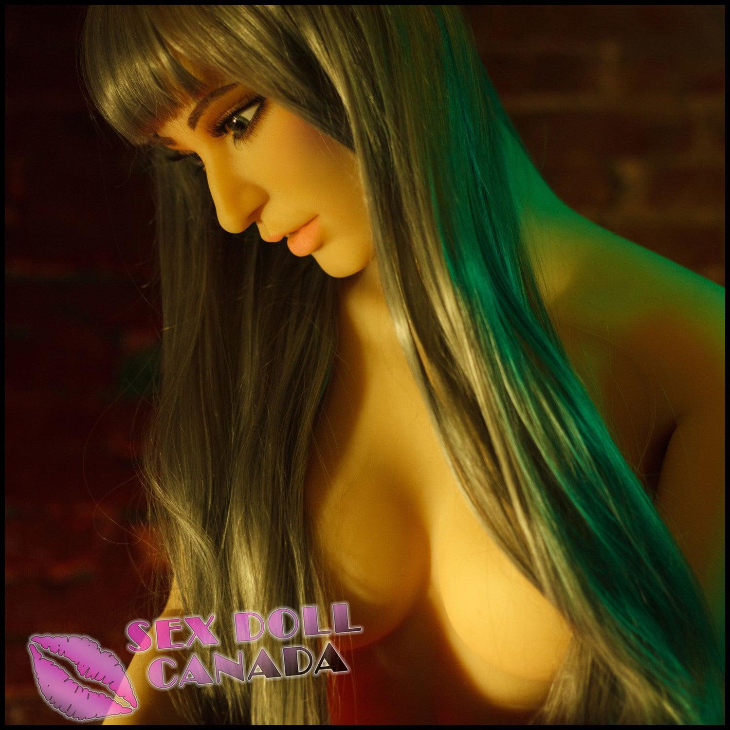 Climax Realistic Sex Doll Small Waist Short Petite Big Tits Breasts