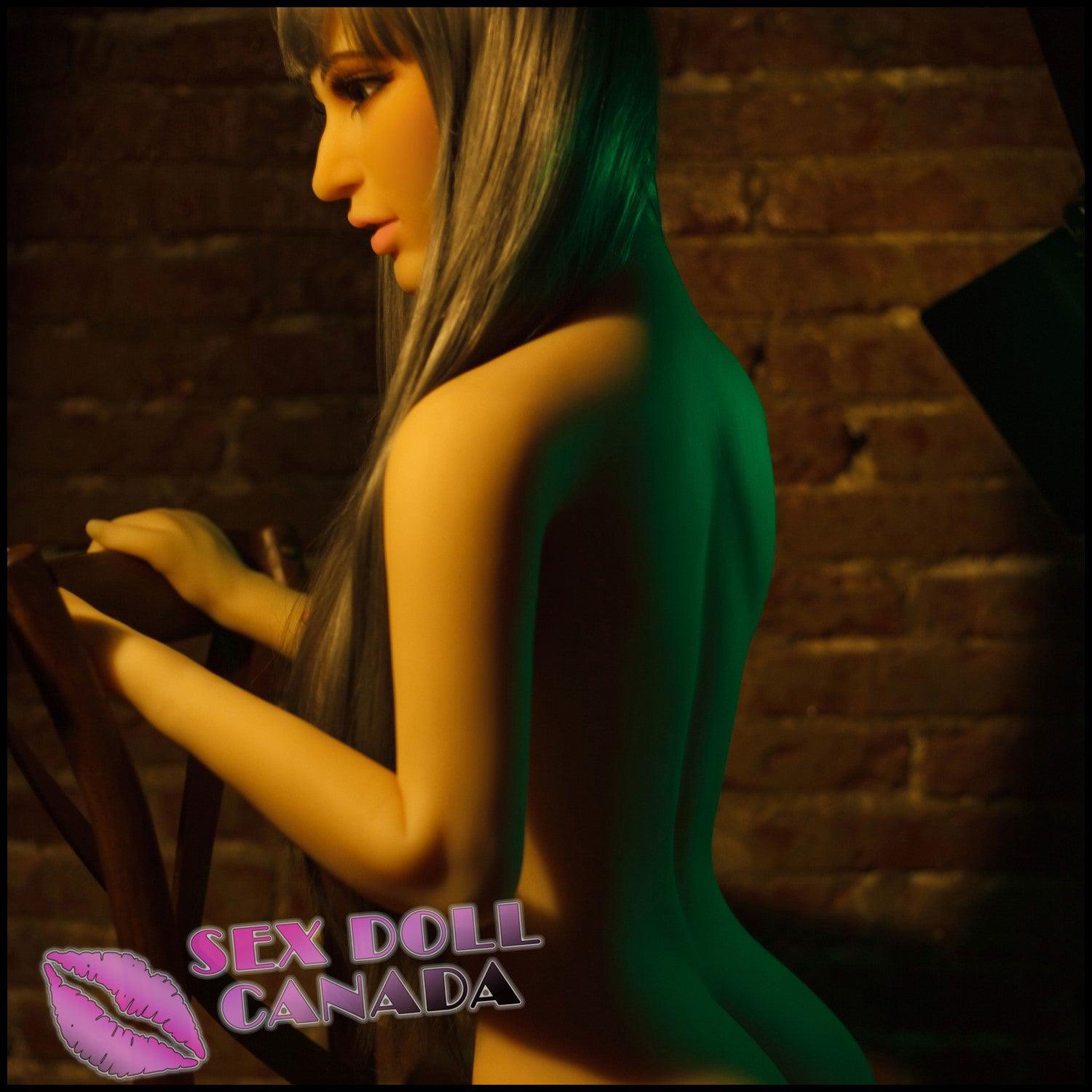 Climax Realistic Sex Doll Small Waist Short Petite Big Tits Breasts