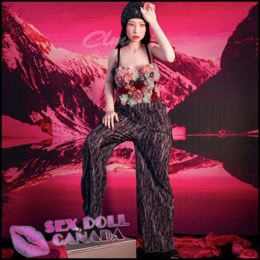 Climax Realistic Sex Doll Black Hair Small Waist Big Ass Butt